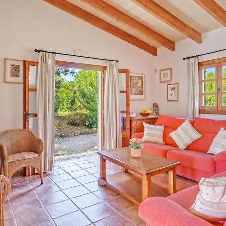 Joana Villa Pollença